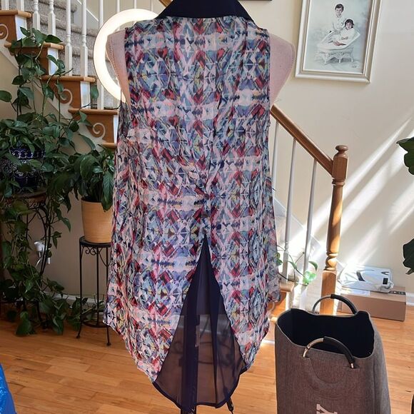 NWOT Chenault Aztec Pattern Sheer Sleeveless Blouse - Picture 7 of 10